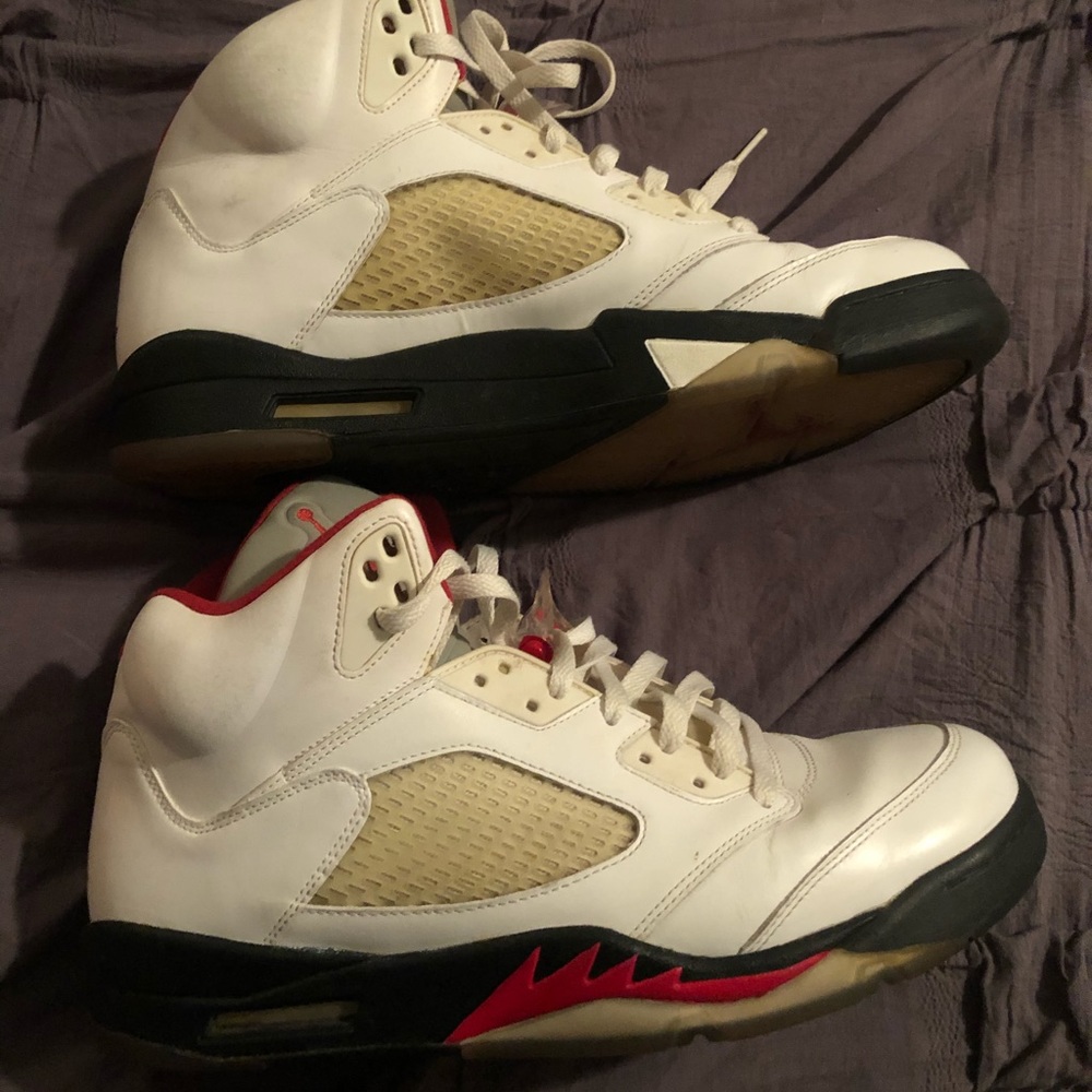 Air Jordan Retro 5